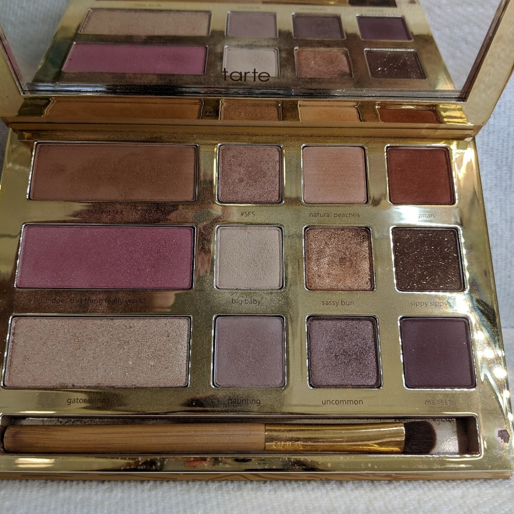 Tarte Graveyard Girl Swamp Queen Palette